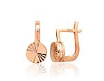 Gold earrings with 